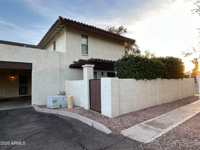 $1,795 | 8638 South 51st Street, Unit 3, Phoenix, AZ 85044
