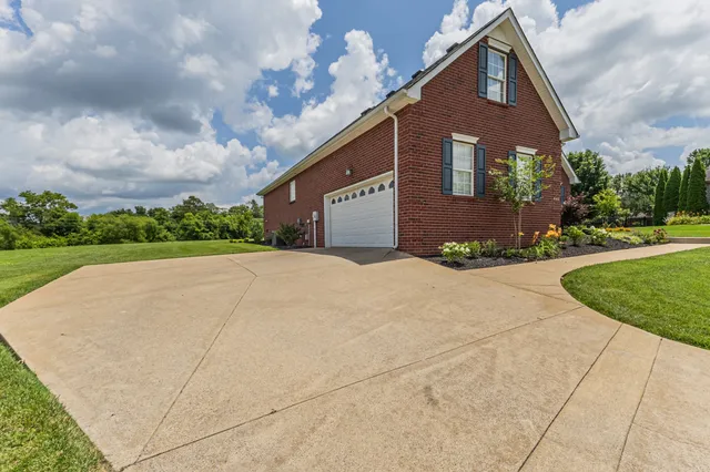 $455,000 | 802 Ronald Drive, Murfreesboro, TN 37129