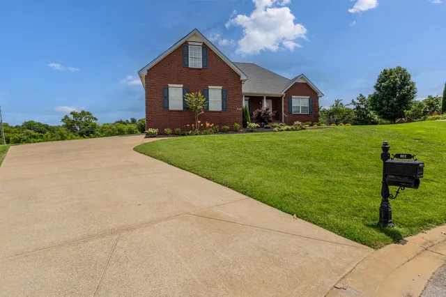 $455,000 | 802 Ronald Drive, Murfreesboro, TN 37129