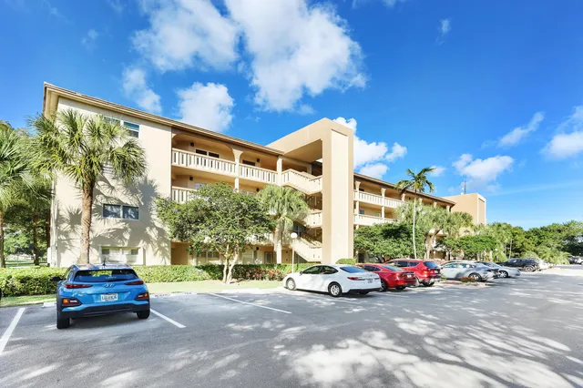 $125,000 | 1606 Abaco Drive, Unit E3, Pompano Beach, FL 33066