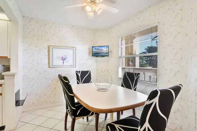 $125,000 | 1606 Abaco Drive, Unit E3, Coconut Creek, FL 33066
