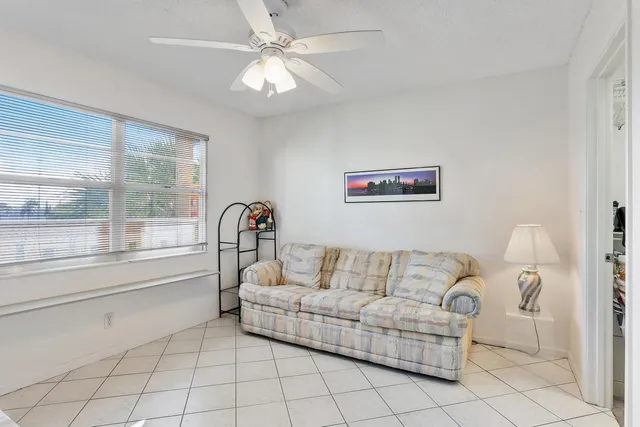 $125,000 | 1606 Abaco Drive, Unit E3, Coconut Creek, FL 33066