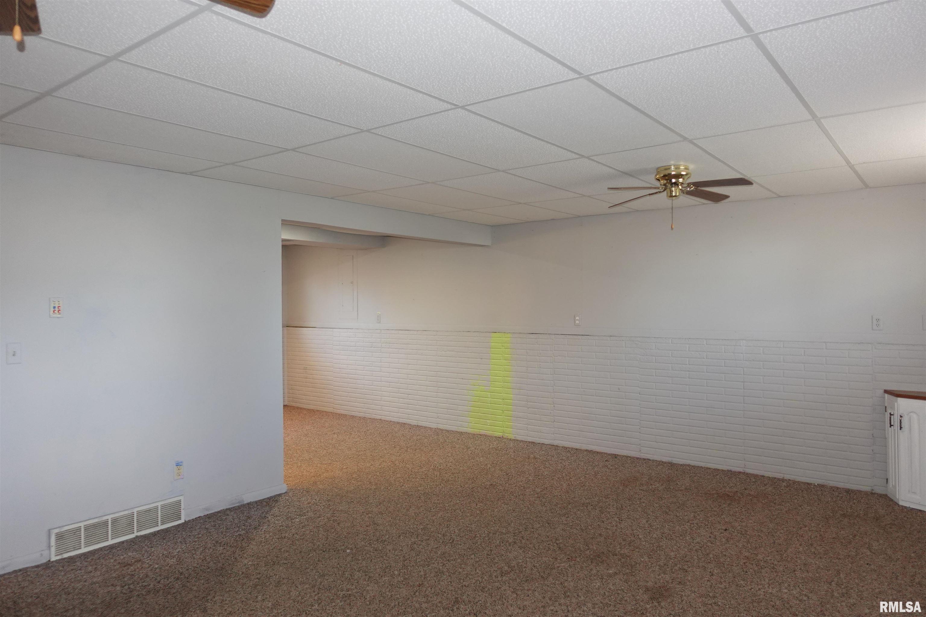110 Sunshine Drive Rio, IL 61472 - Photo 21 of 35 Gallery Image 21