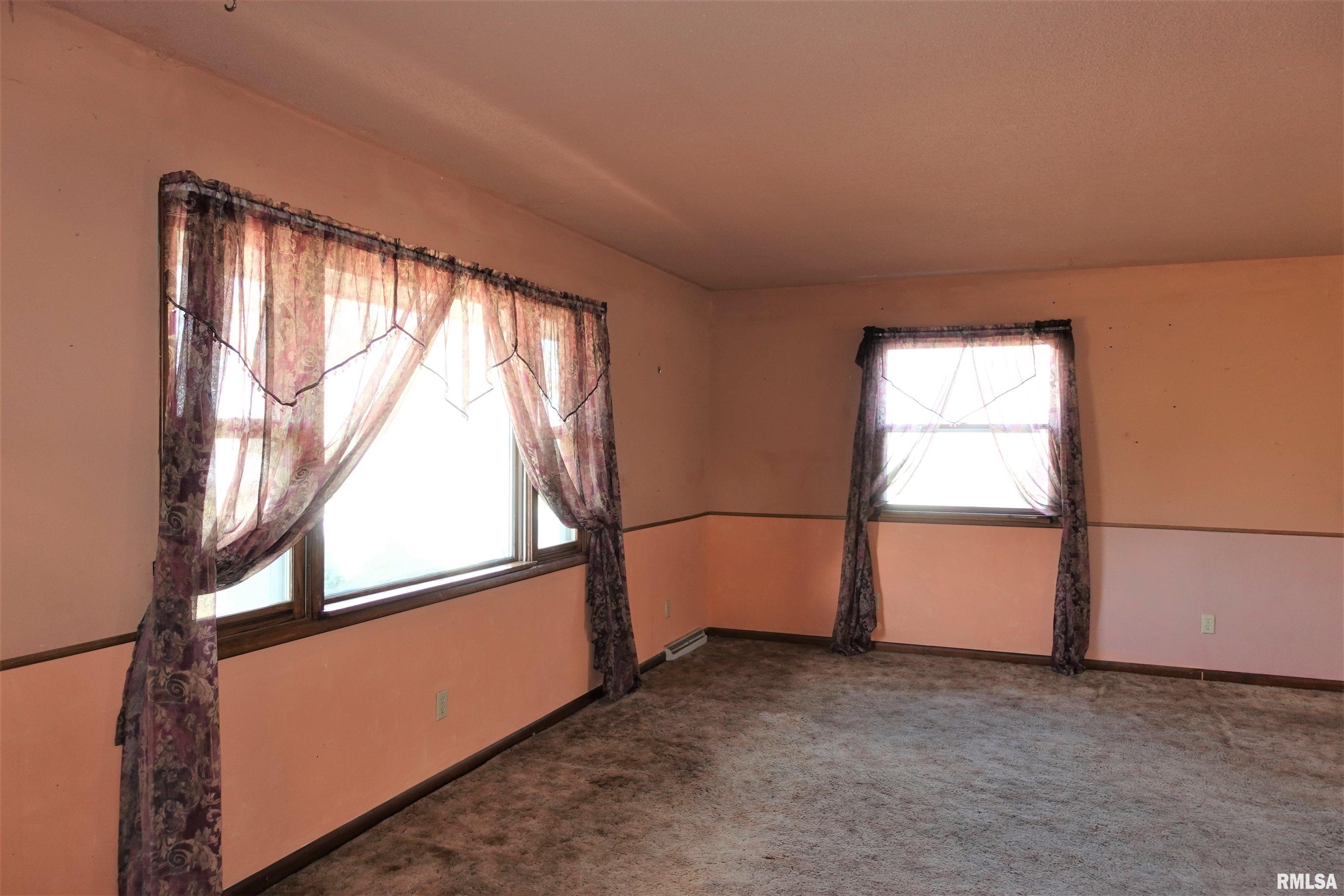 110 Sunshine Drive Rio, IL 61472 - Photo 7 of 35 Gallery Image 7