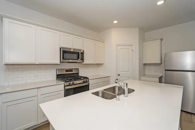 $2,050 | 2524 Goodrich Road, Fort Worth, TX 76179