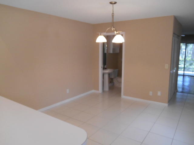 1102 Summerwinds Lane, Unit 1102 Jupiter, FL 33458 - Photo 3 of 21 Dining Room