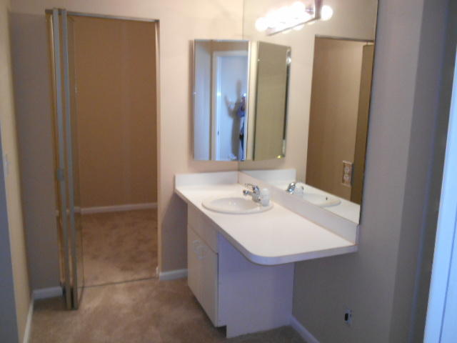 1102 Summerwinds Lane, Unit 1102 Jupiter, FL 33458 - Photo 9 of 21 Master Vanity