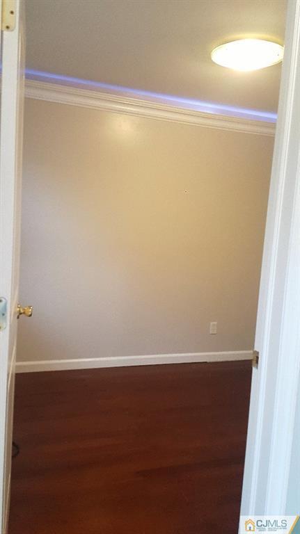 41 Walnut Street Edison, NJ 08817 - Photo 22 of 25 Gallery Image 22