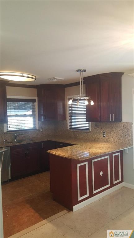 41 Walnut Street Edison, NJ 08817 - Photo 9 of 25 Gallery Image 9