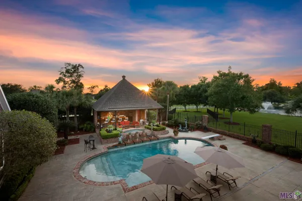 $2,350,000 | 40322 Loosemoore Road, Gonzales, LA 70737