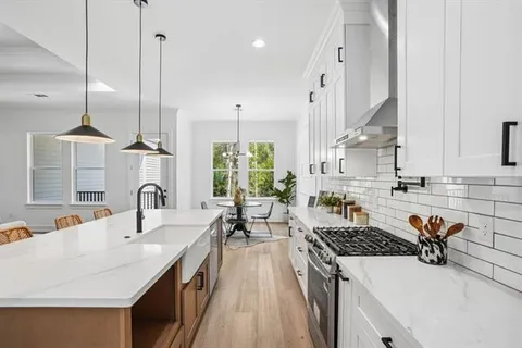 $459,000 | 1016 West 19th Avenue, Covington, LA 70433