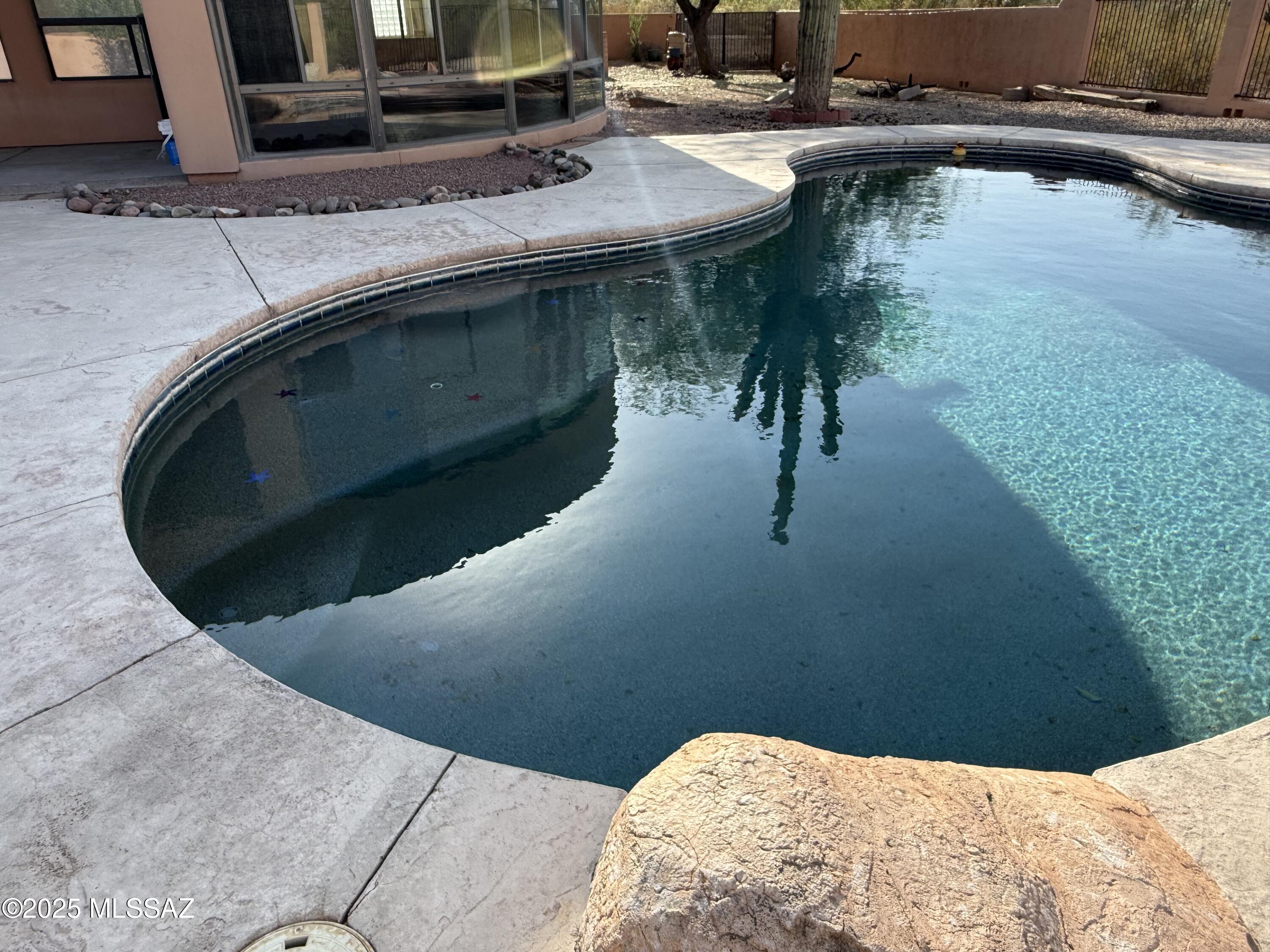 6200 North Abington Road Tucson, AZ 85743 - Photo 32 of 40 pool 1
