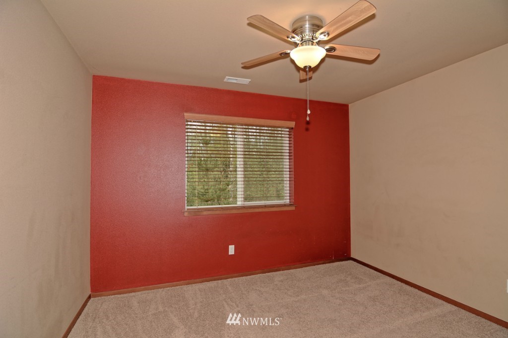 3619 164th Street Southeast Bothell, WA 98012 - Photo 15 of 21 Gallery Image 15