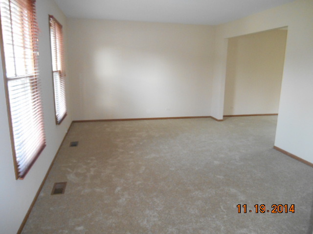 2304 Modaff Road Naperville, IL 60565 - Photo 2 of 15
