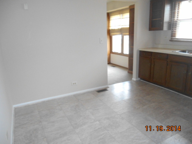 2304 Modaff Road Naperville, IL 60565 - Photo 6 of 15