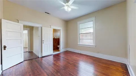 $395,000 | 512 South Brighton Avenue, Dallas, TX 75208