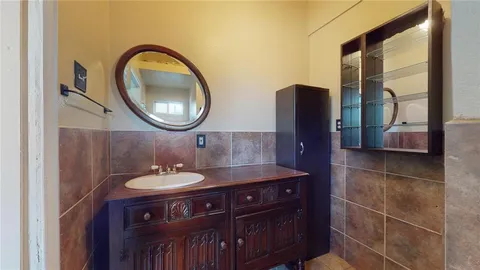 $395,000 | 512 South Brighton Avenue, Dallas, TX 75208