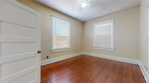 $395,000 | 512 South Brighton Avenue, Dallas, TX 75208