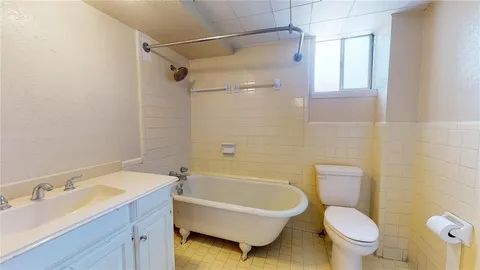 $395,000 | 512 South Brighton Avenue, Dallas, TX 75208