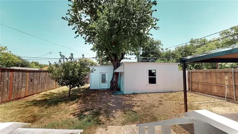 $395,000 | 512 South Brighton Avenue, Dallas, TX 75208