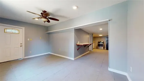 $395,000 | 512 South Brighton Avenue, Dallas, TX 75208