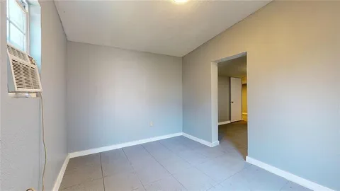 $395,000 | 512 South Brighton Avenue, Dallas, TX 75208