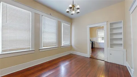 $395,000 | 512 South Brighton Avenue, Dallas, TX 75208