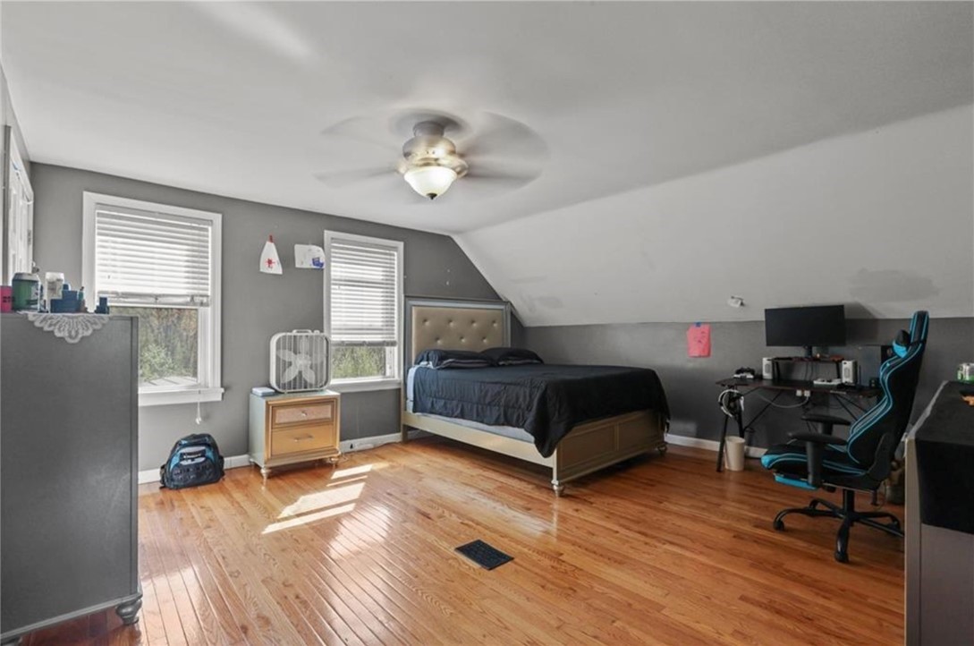 70 Perkins Avenue Cranston, RI 02910 - Photo 12 of 19