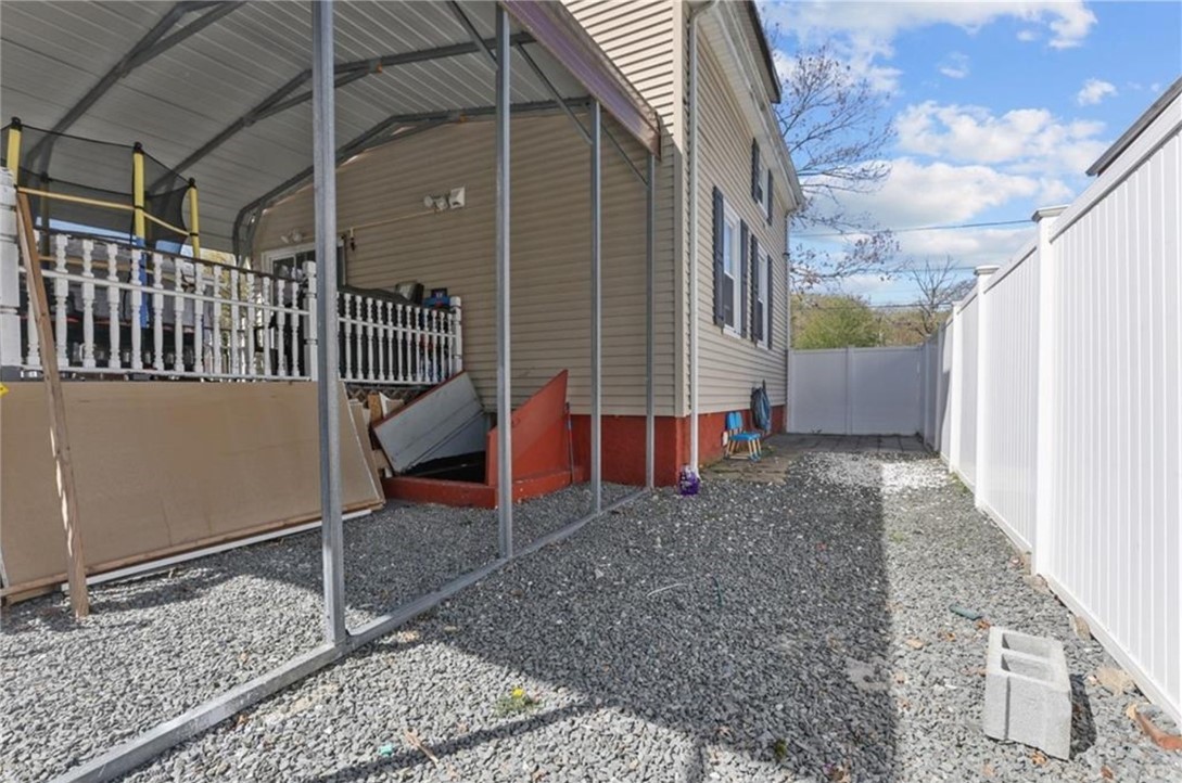 70 Perkins Avenue Cranston, RI 02910 - Photo 17 of 19