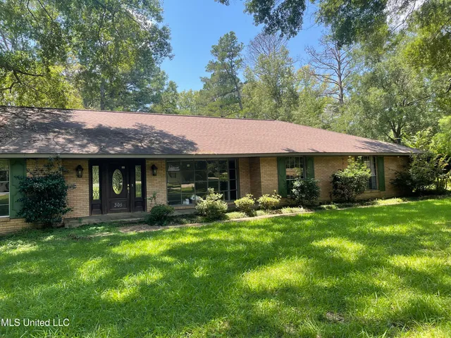 $208,000 | 305 Linda Drive, Clinton, MS 39056