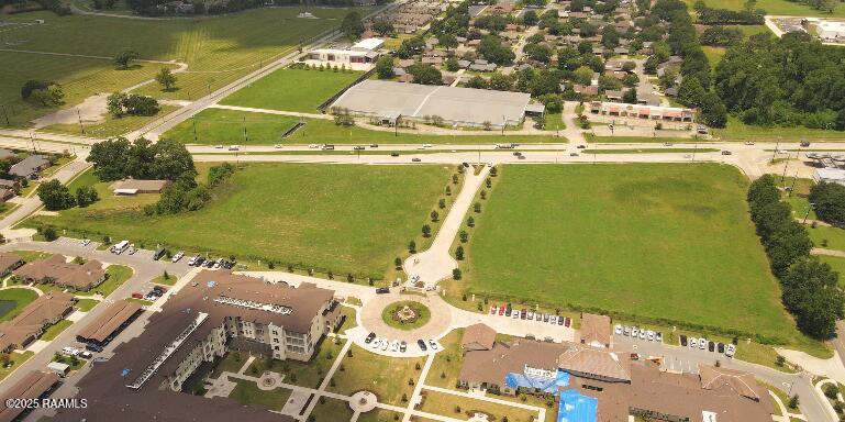 2000-blk East Verot School Road Lafayette, LA 70508 - Photo 3 of 4 Screenshot 2025-07-25 at 9.51.17AM