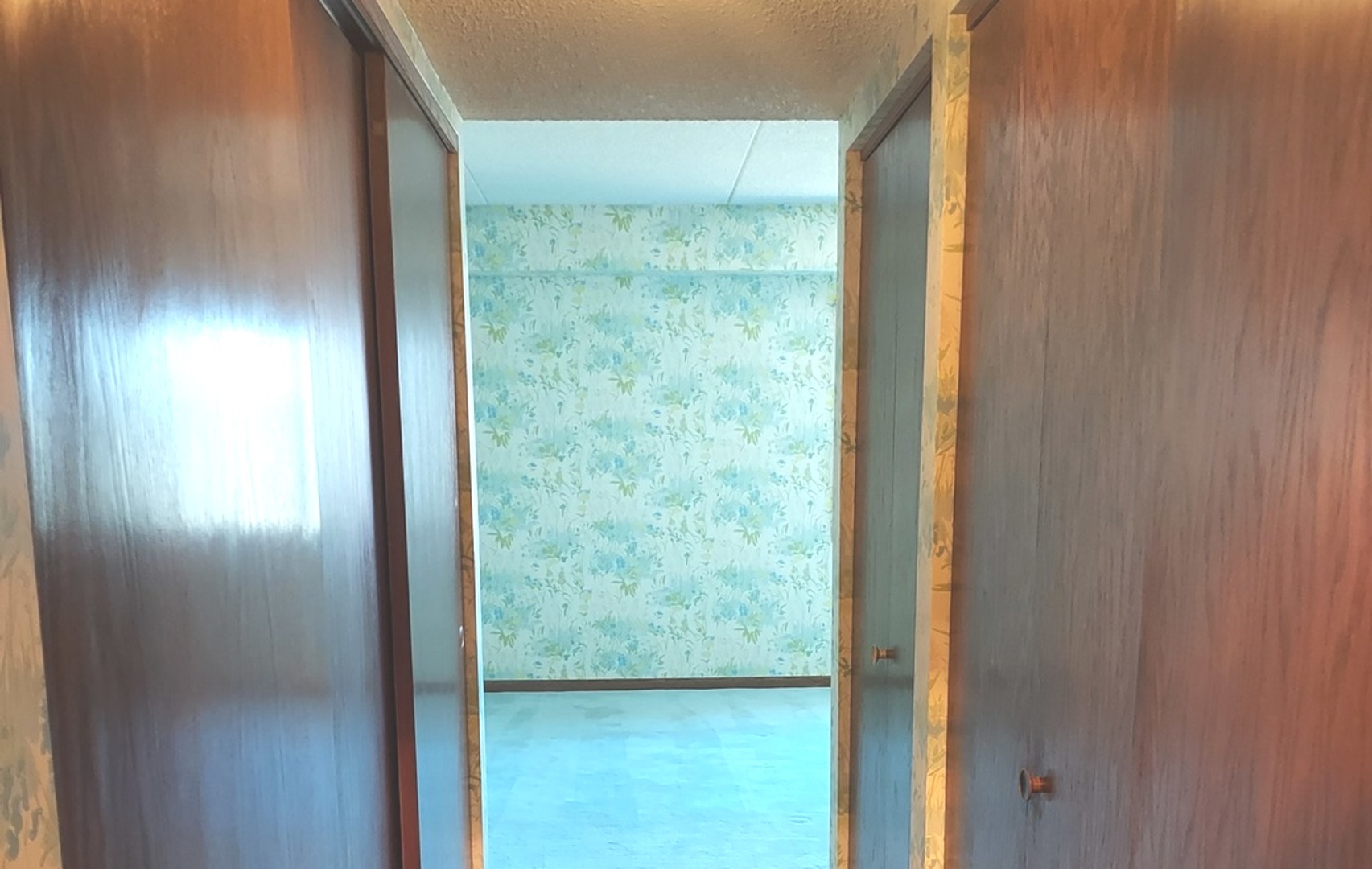 1421 Woodbridge Road, Unit 2C Joliet, IL 60436 - Photo 18 of 23