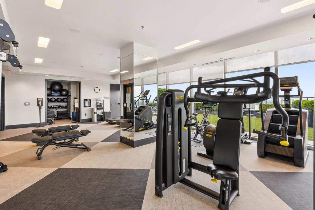 3630 Peachtree Road, Unit 3002 Atlanta, GA 30319 - Photo 50 of 62 Gallery Image 50