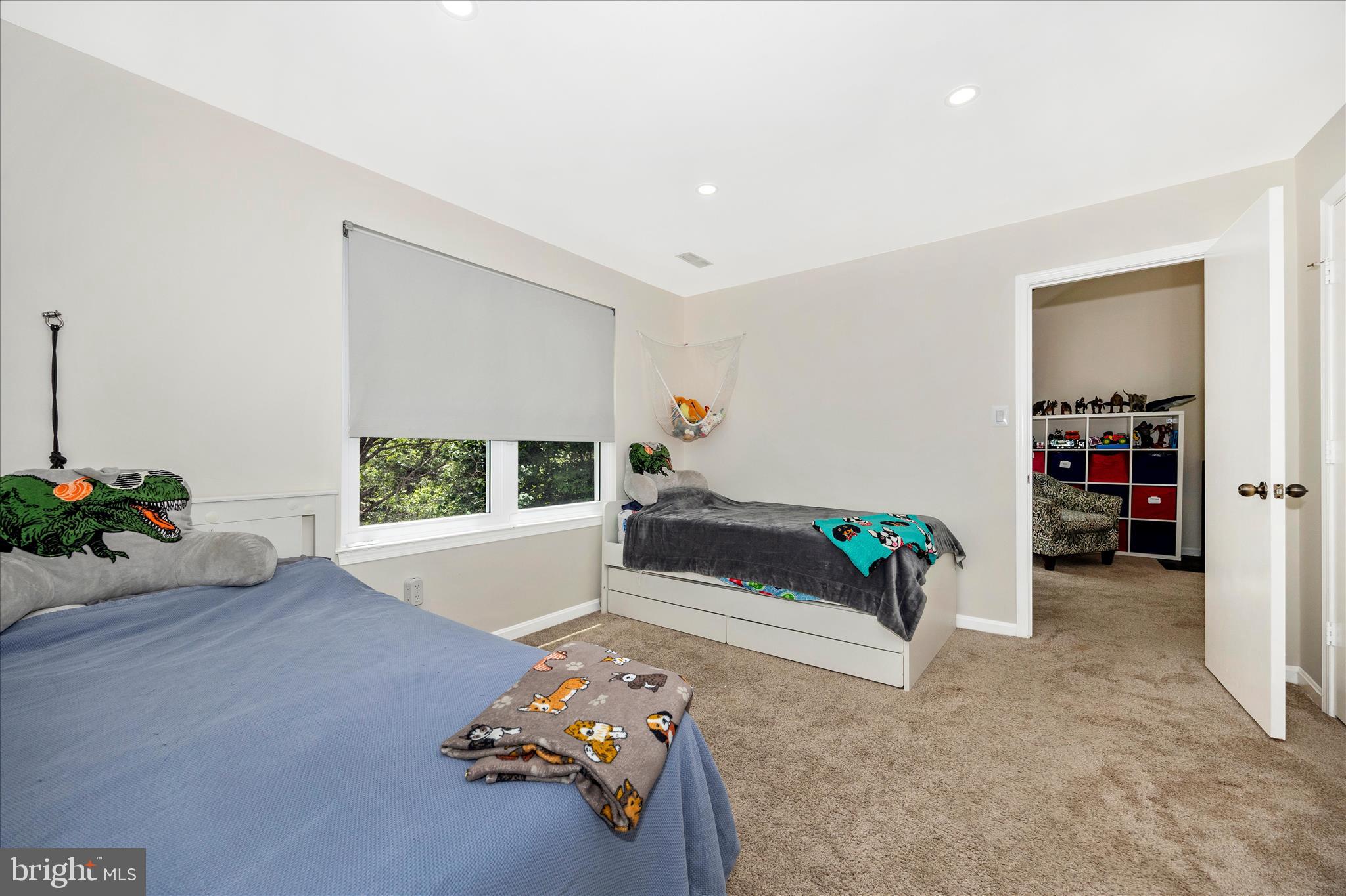 12902 Churchill Ridge Circle, Unit 214 Germantown, MD 20874 - Photo 26 of 53 Bedroom 2