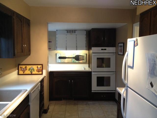 2124 Stabler Road Akron, OH 44313 - Photo 4 of 18