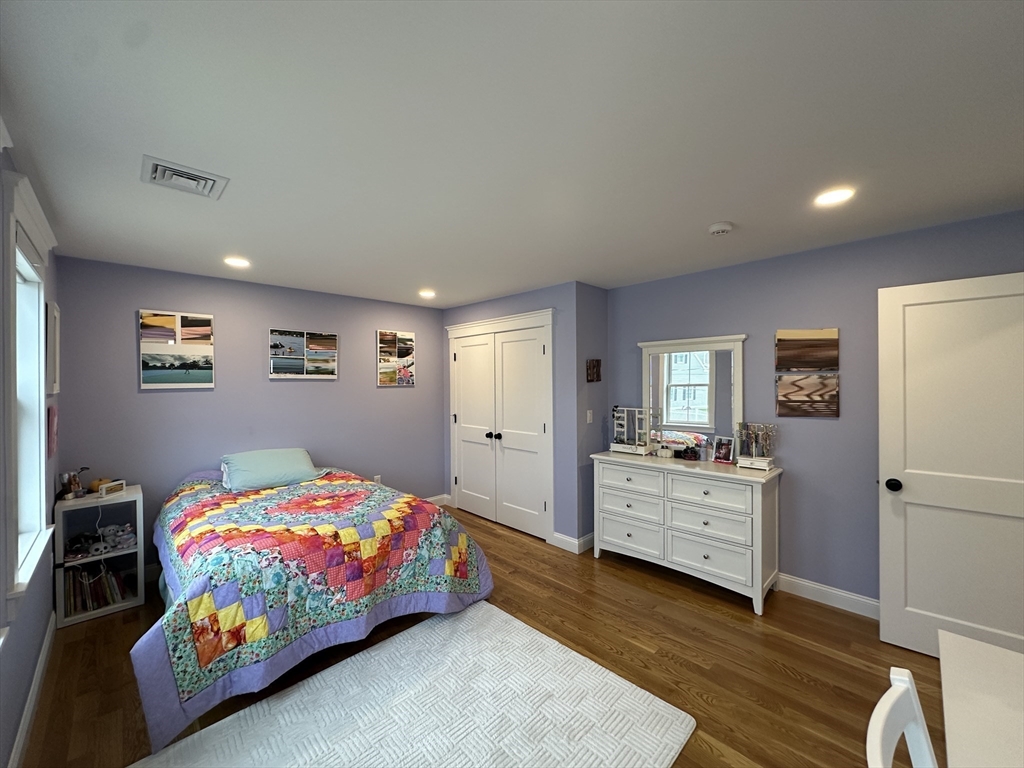 34 Pond Street Needham, MA 02492 - Photo 10 of 18