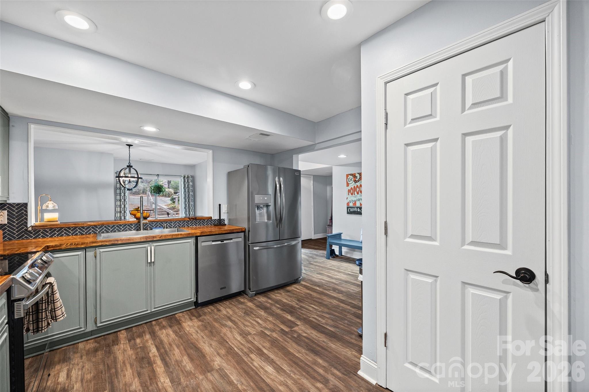 34 Old Post Road Lake Wylie, SC 29710 - Photo 4 of 29