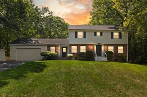 $799,000 | 55 Woodridge Road, Hampstead, NH 03826