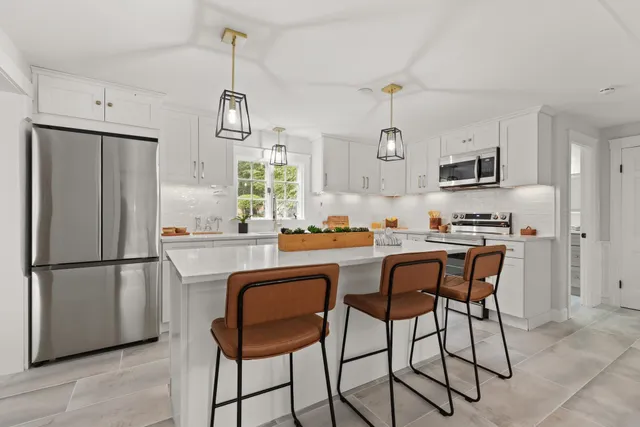 $799,000 | 55 Woodridge Road, Hampstead, NH 03826