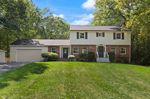 $799,000 | 55 Woodridge Road, Hampstead, NH 03826