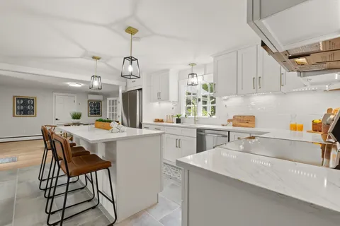 $799,000 | 55 Woodridge Road, Hampstead, NH 03826