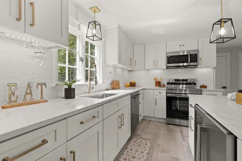 $799,000 | 55 Woodridge Road, Hampstead, NH 03826