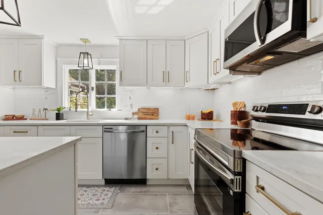 $799,000 | 55 Woodridge Road, Hampstead, NH 03826