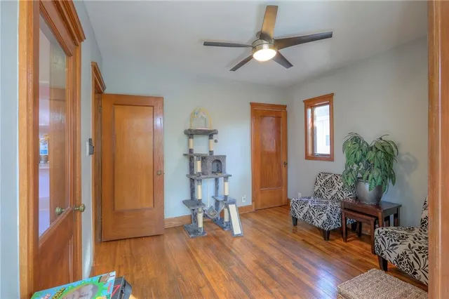 $420,000 | 943 West 33rd Terrace, Kansas City, MO 64111