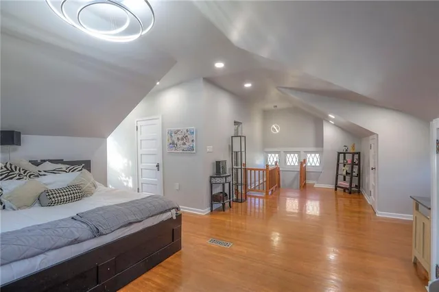 $420,000 | 943 West 33rd Terrace, Kansas City, MO 64111