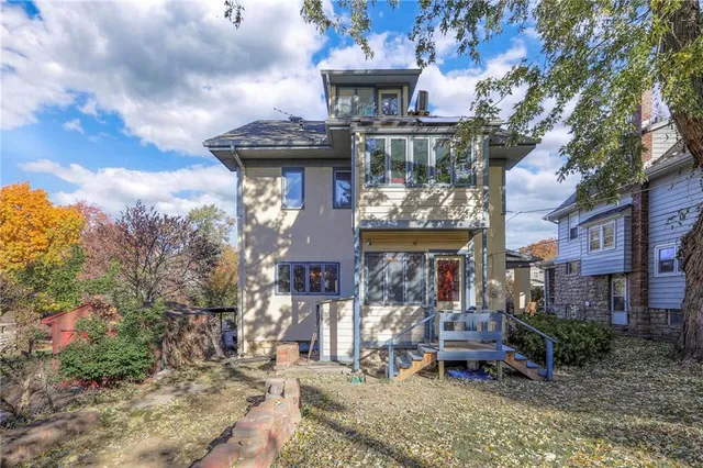 $420,000 | 943 West 33rd Terrace, Kansas City, MO 64111