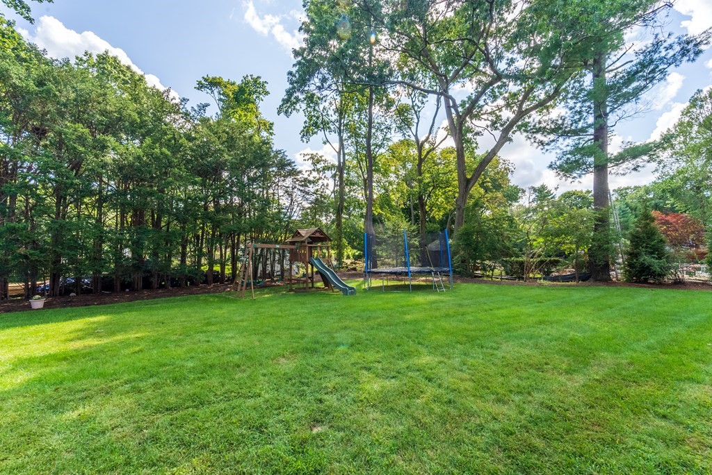 18 Varick Road Newton, MA 02468 - Photo 41 of 42