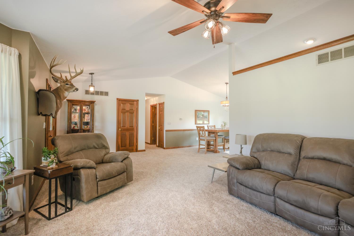 2635 Jackson Road Hamilton, OH 45011 - Photo 6 of 48