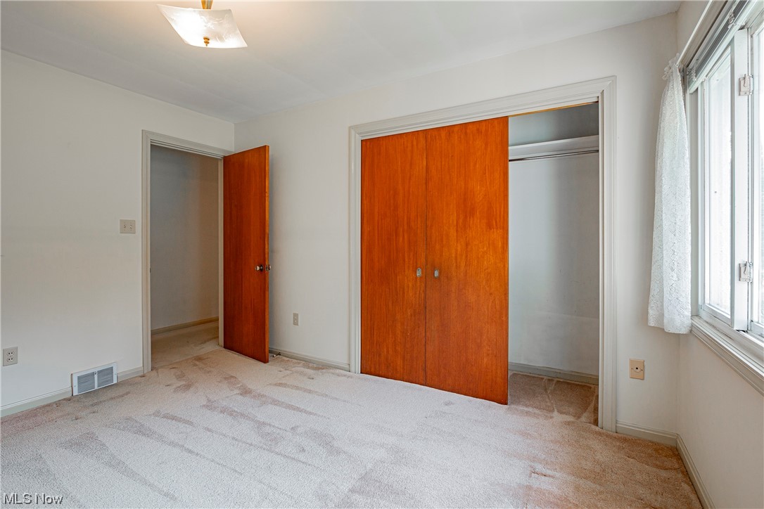 843 Mentor Road Akron, OH 44303 - Photo 23 of 33