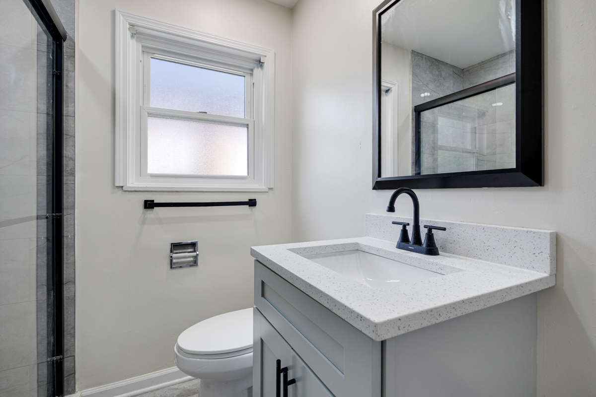 7248 North Ridge Boulevard Chicago, IL 60645 - Photo 19 of 31 Gallery Image 19
